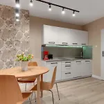 Staywin Chmielna Park 아파트 *