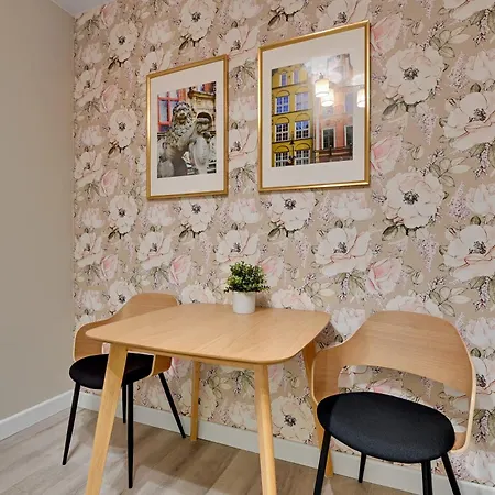 Staywin Chmielna Park *