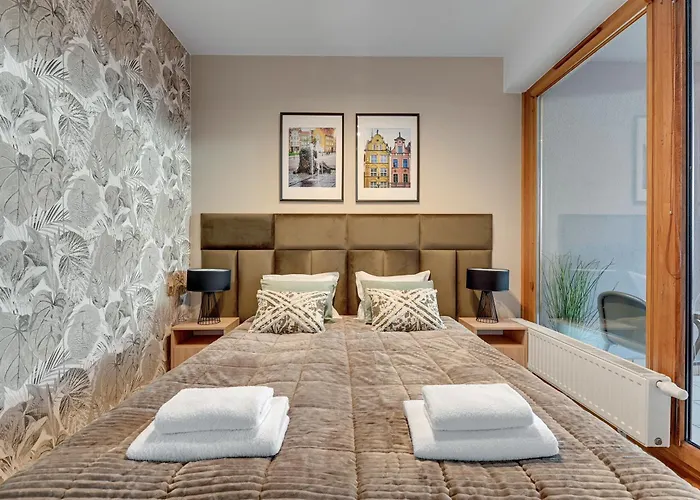 Staywin Chmielna Park 公寓 *