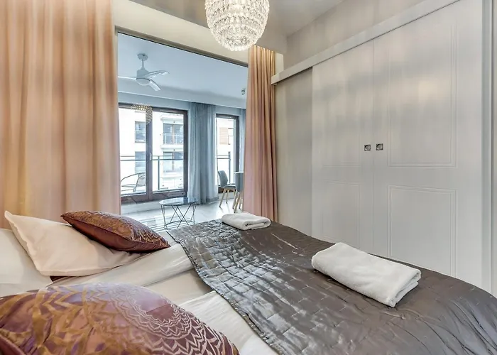 Staywin Chmielna Park *