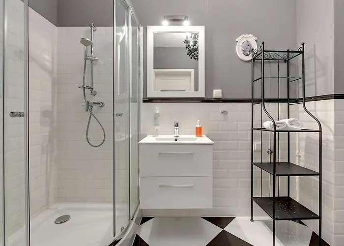 Staywin Chmielna Park 公寓 *